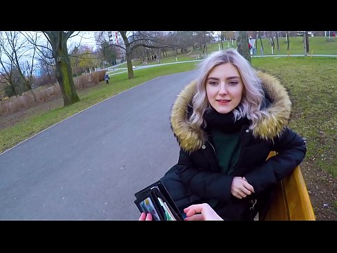 ❤️ Traga o semen quente dun estraño por diñeiro - mamada no parque de Eva Elfie ❤ Porno na pornografía gl.vanalize.ru ❤